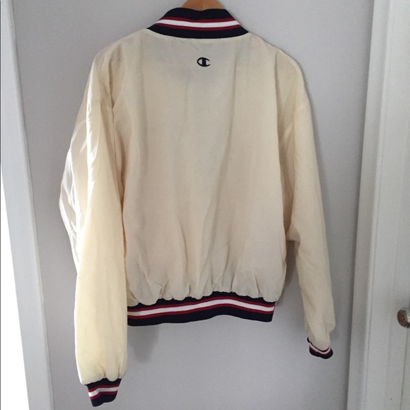 ✨LAST CHANCE ✨ Authentic Champion Windbreaker - Picture 2 of 6